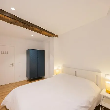 Plaza Nueva Apartment *