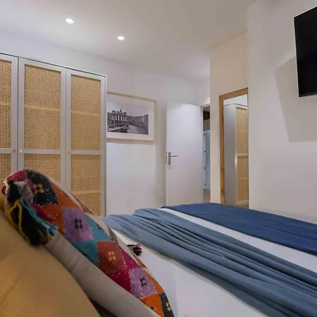 Plaza Nueva Apartment *